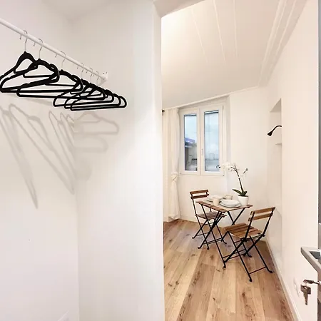 Con Privata In Centro Citta * Sarzana