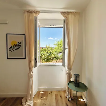 Apartment Con Privata In Centro Citta Sarzana