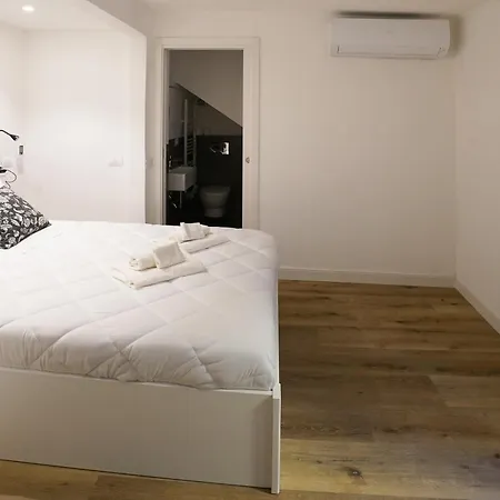 Zeste In Centro Citta Con Privata 萨尔扎纳