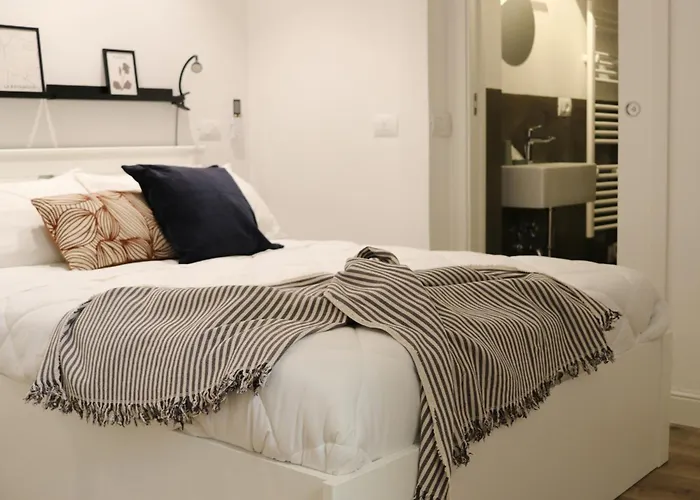 Zeste In Centro Citta Con Privata * 萨尔扎纳